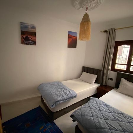 Mira Guest House Taghazout Esterno foto
