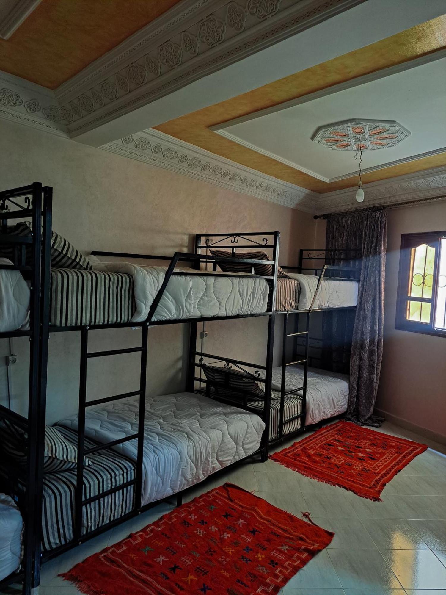 Mira Guest House Taghazout Esterno foto