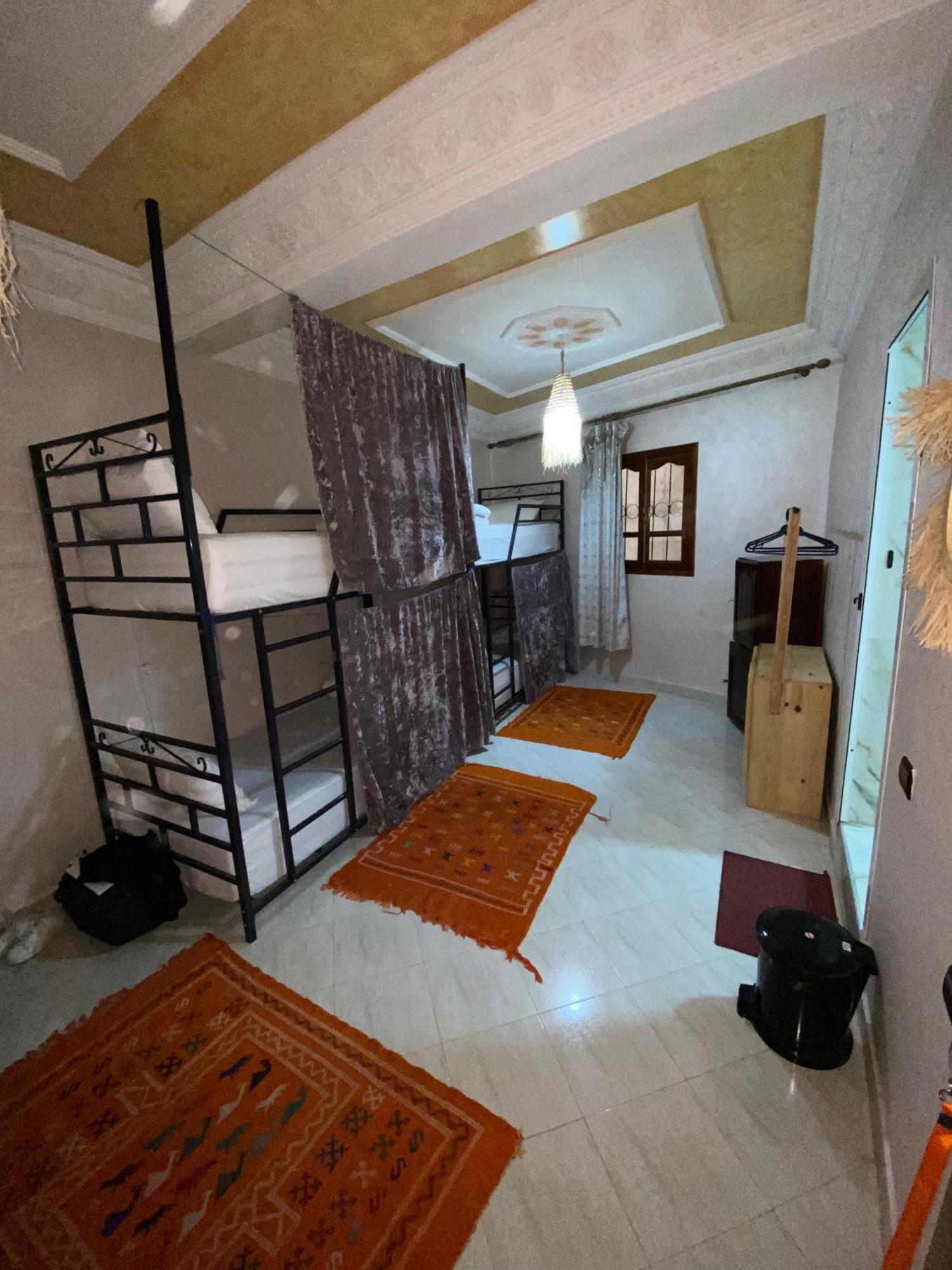 Mira Guest House Taghazout Esterno foto