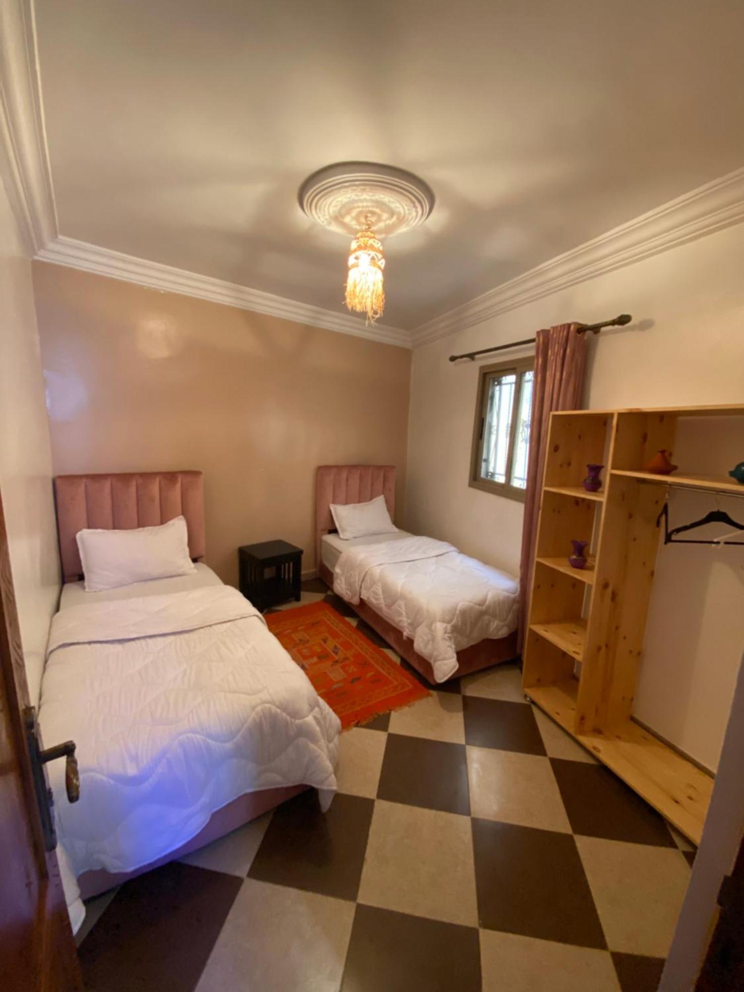 Mira Guest House Taghazout Esterno foto