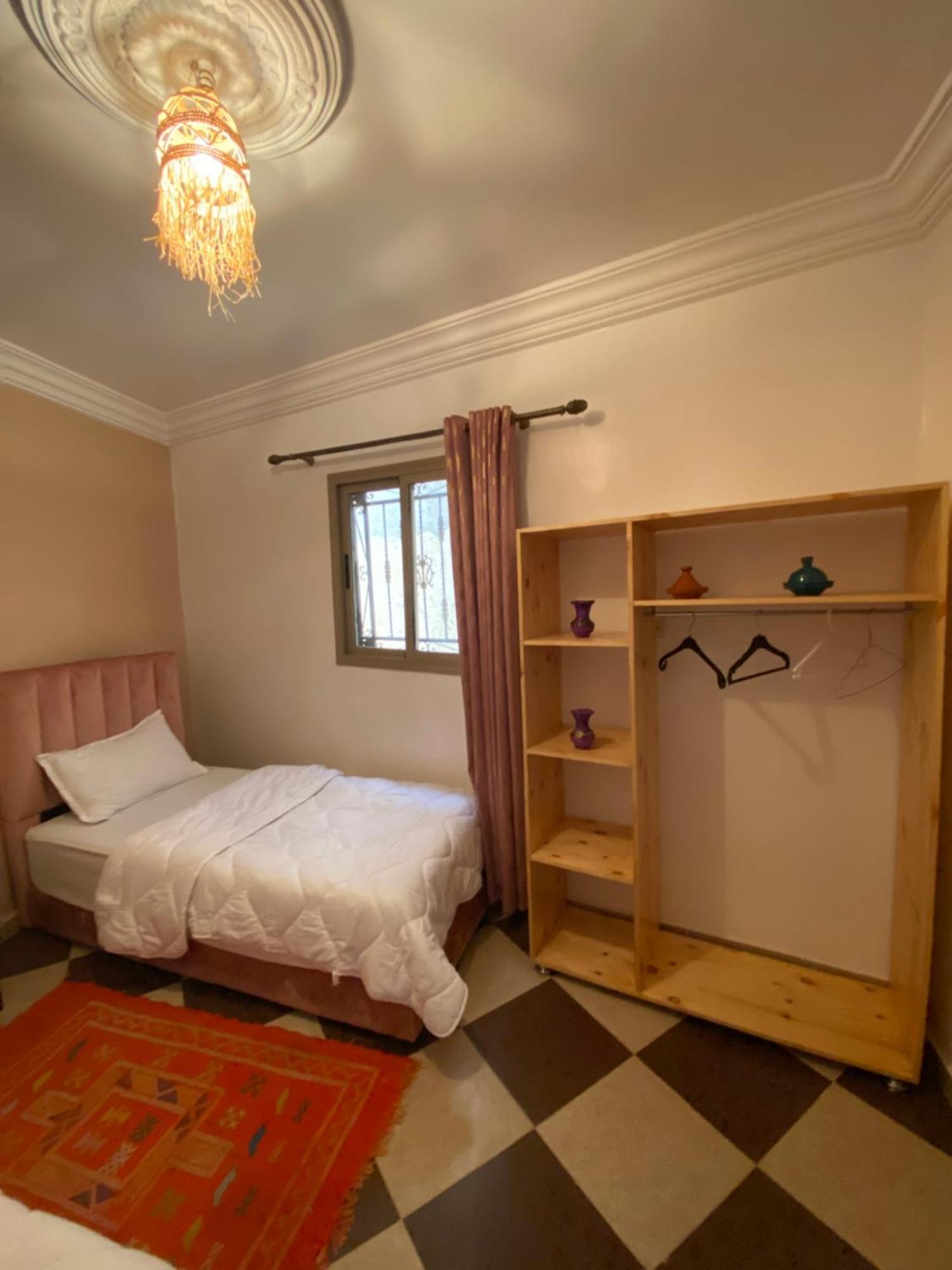 Mira Guest House Taghazout Esterno foto